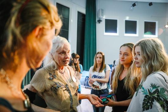 研究中心和网络